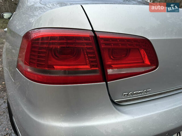 Сірий Фольксваген Пассат, об'ємом двигуна 1.8 л та пробігом 257 тис. км за 8999 $, фото 18 на Automoto.ua