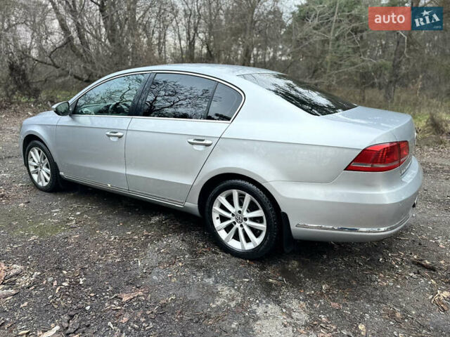 Сірий Фольксваген Пассат, об'ємом двигуна 1.8 л та пробігом 257 тис. км за 8999 $, фото 7 на Automoto.ua