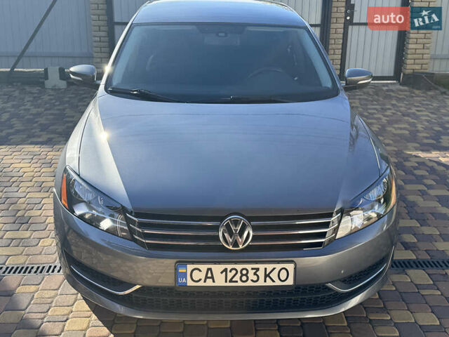 Фольксваген Пассат 2013 в Корсунь-Шевченковском на Automoto.ua Серый Фольксваген Пассат, объемом двигателя 2.5 л и пробегом 156 тыс. км за 10900 $, фото 11 на Automoto.ua