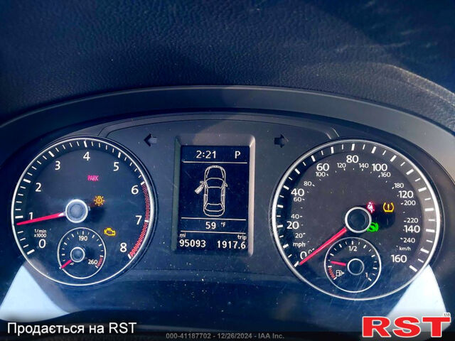 Серый Фольксваген Пассат, объемом двигателя 2.5 л и пробегом 153 тыс. км за 8700 $, фото 6 на Automoto.ua