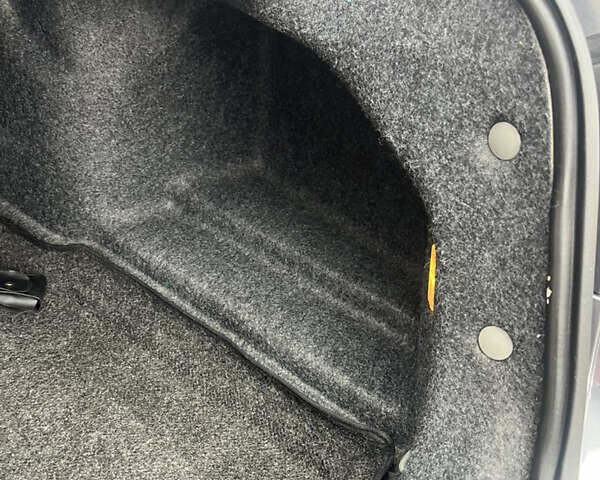 Сірий Фольксваген Пассат, об'ємом двигуна 1.8 л та пробігом 163 тис. км за 9499 $, фото 20 на Automoto.ua