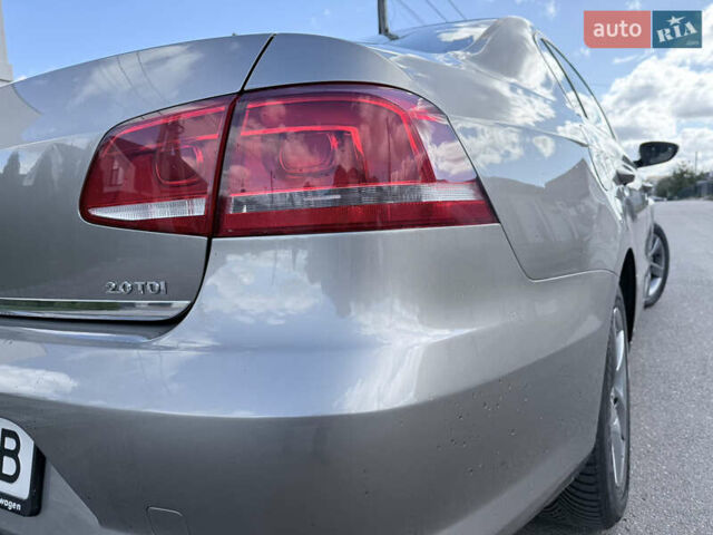 Серый Фольксваген Пассат, объемом двигателя 1.97 л и пробегом 247 тыс. км за 11500 $, фото 4 на Automoto.ua