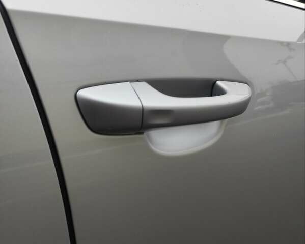 Серый Фольксваген Пассат, объемом двигателя 1.8 л и пробегом 208 тыс. км за 10700 $, фото 27 на Automoto.ua