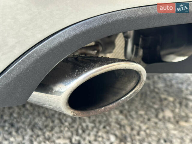 Сірий Фольксваген Пассат, об'ємом двигуна 2 л та пробігом 260 тис. км за 11900 $, фото 20 на Automoto.ua