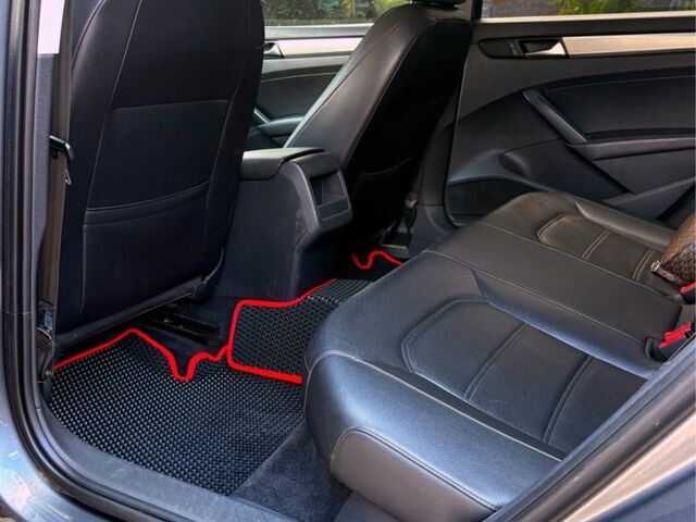 Сірий Фольксваген Пассат, об'ємом двигуна 2.5 л та пробігом 155 тис. км за 9400 $, фото 8 на Automoto.ua