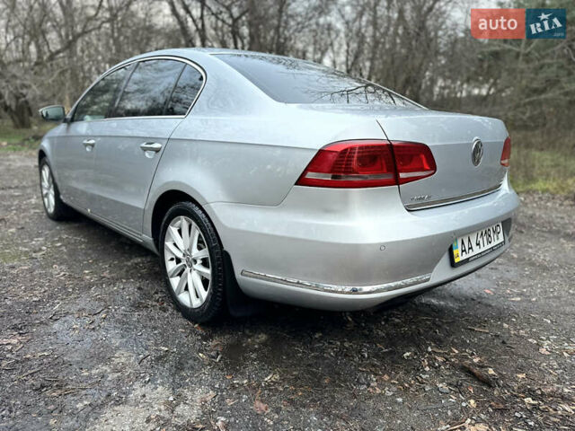 Сірий Фольксваген Пассат, об'ємом двигуна 1.8 л та пробігом 257 тис. км за 8999 $, фото 6 на Automoto.ua