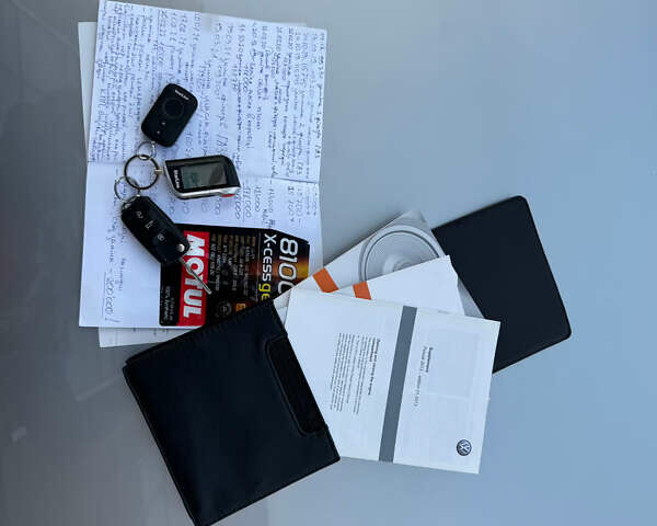 Серый Фольксваген Пассат, объемом двигателя 2.48 л и пробегом 222 тыс. км за 9500 $, фото 32 на Automoto.ua