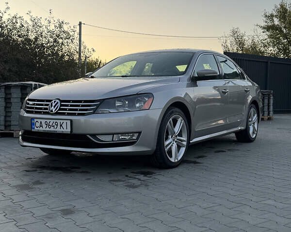 Серый Фольксваген Пассат, объемом двигателя 1.97 л и пробегом 291 тыс. км за 13000 $, фото 2 на Automoto.ua