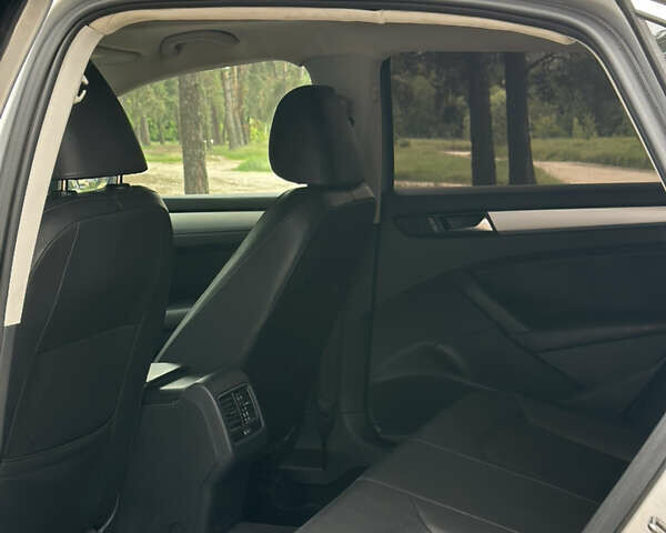 Серый Фольксваген Пассат, объемом двигателя 2 л и пробегом 107 тыс. км за 12000 $, фото 12 на Automoto.ua