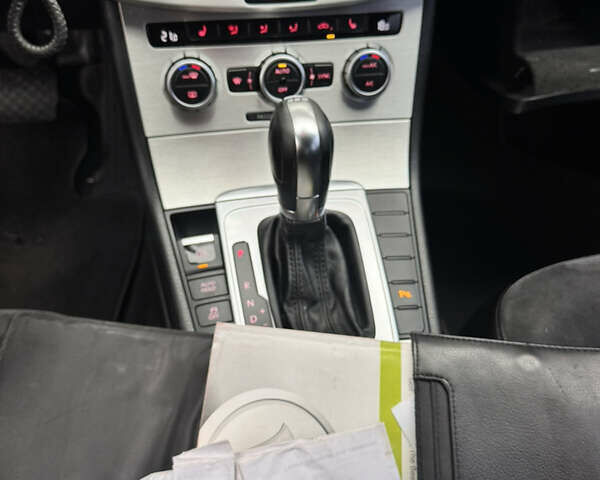 Серый Фольксваген Пассат, объемом двигателя 1.8 л и пробегом 145 тыс. км за 12990 $, фото 3 на Automoto.ua