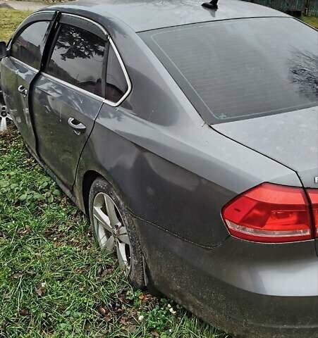 Серый Фольксваген Пассат, объемом двигателя 2.5 л и пробегом 210 тыс. км за 4200 $, фото 8 на Automoto.ua