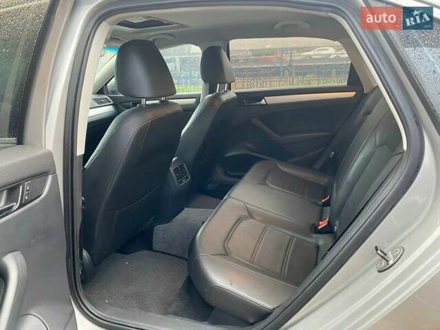 Сірий Фольксваген Пассат, об'ємом двигуна 2.5 л та пробігом 156 тис. км за 8999 $, фото 17 на Automoto.ua