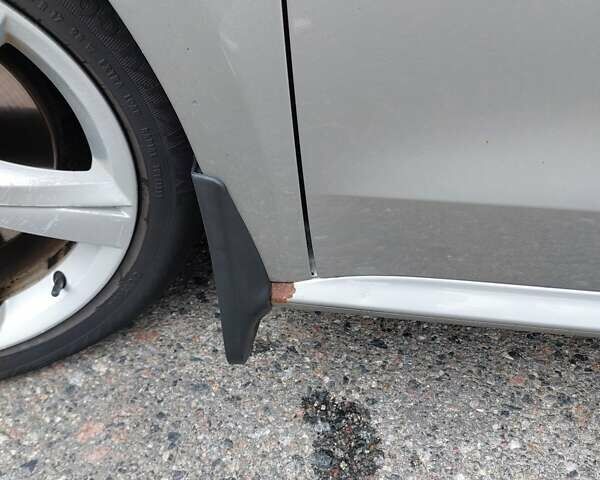 Серый Фольксваген Пассат, объемом двигателя 2.5 л и пробегом 219 тыс. км за 9800 $, фото 21 на Automoto.ua