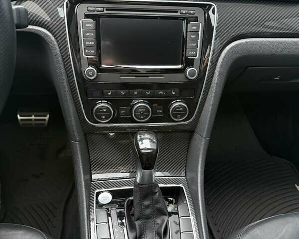 Сірий Фольксваген Пассат, об'ємом двигуна 1.8 л та пробігом 159 тис. км за 11600 $, фото 13 на Automoto.ua