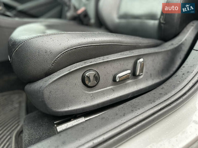 Серый Фольксваген Пассат, объемом двигателя 2.48 л и пробегом 222 тыс. км за 9500 $, фото 20 на Automoto.ua