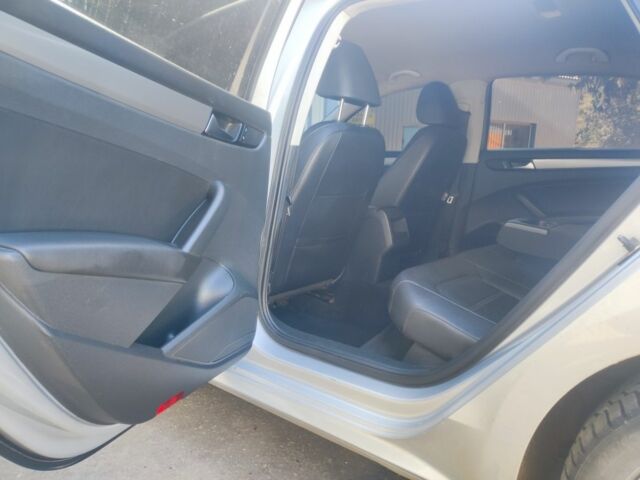 Серый Фольксваген Пассат, объемом двигателя 1.8 л и пробегом 250 тыс. км за 9500 $, фото 12 на Automoto.ua