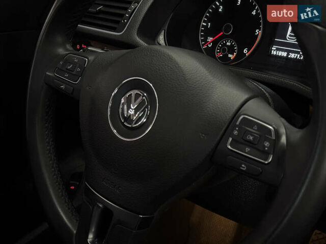 Серый Фольксваген Пассат, объемом двигателя 1.97 л и пробегом 161 тыс. км за 14999 $, фото 30 на Automoto.ua