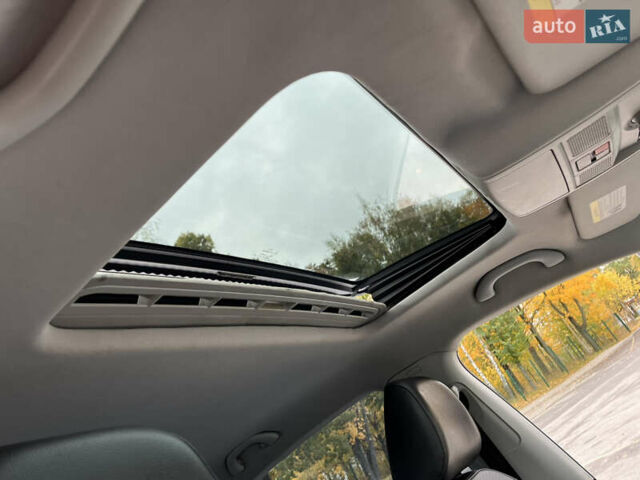 Серый Фольксваген Пассат, объемом двигателя 2.5 л и пробегом 230 тыс. км за 8700 $, фото 27 на Automoto.ua