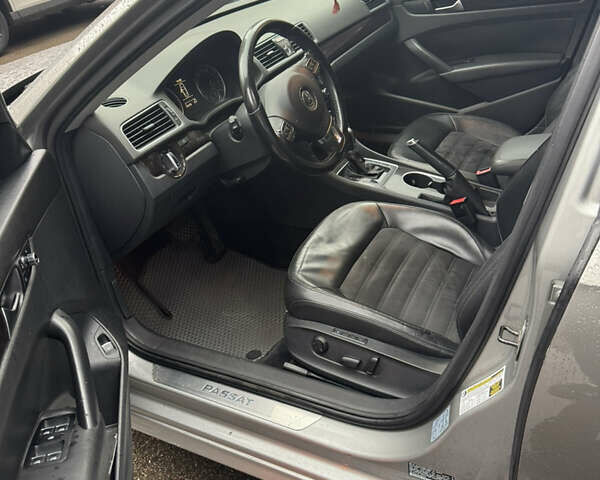 Сірий Фольксваген Пассат, об'ємом двигуна 1.97 л та пробігом 263 тис. км за 10500 $, фото 5 на Automoto.ua