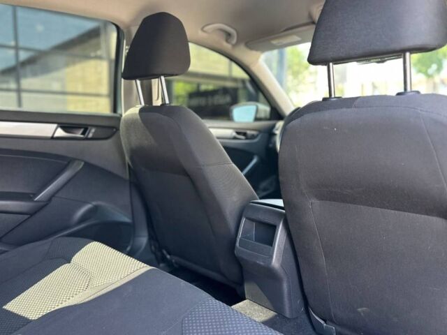 Сірий Фольксваген Пассат, об'ємом двигуна 2.5 л та пробігом 103 тис. км за 9800 $, фото 16 на Automoto.ua