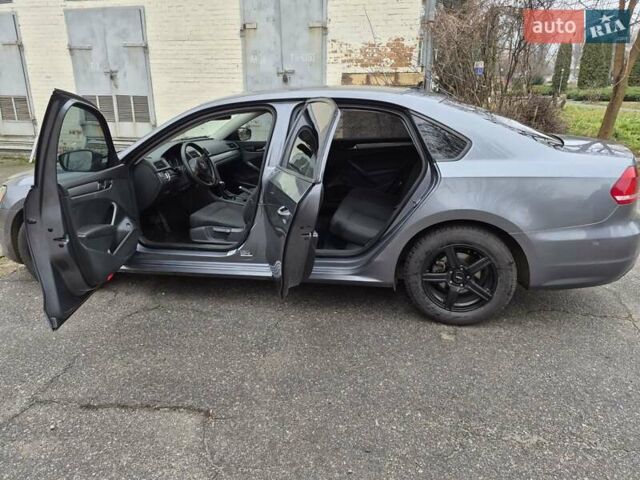 Серый Фольксваген Пассат, объемом двигателя 1.8 л и пробегом 161 тыс. км за 10700 $, фото 5 на Automoto.ua