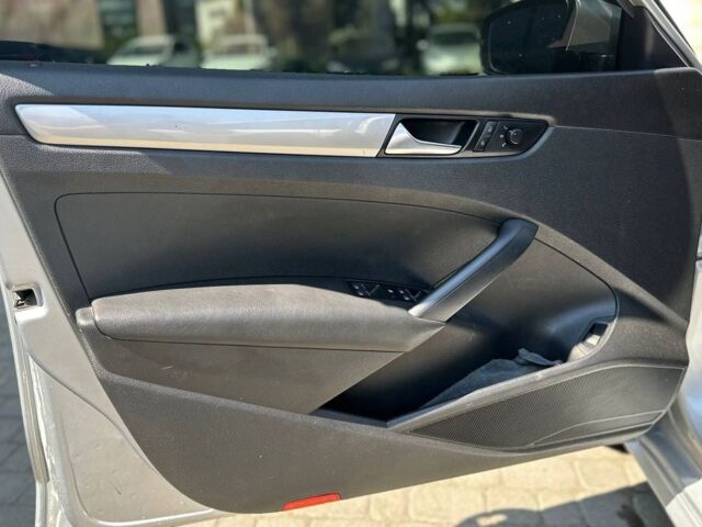 Сірий Фольксваген Пассат, об'ємом двигуна 2.5 л та пробігом 103 тис. км за 9800 $, фото 8 на Automoto.ua