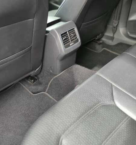 Сірий Фольксваген Пассат, об'ємом двигуна 1.8 л та пробігом 200 тис. км за 11499 $, фото 17 на Automoto.ua