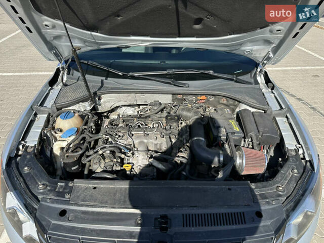 Серый Фольксваген Пассат, объемом двигателя 2 л и пробегом 160 тыс. км за 13700 $, фото 41 на Automoto.ua