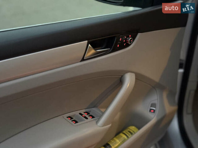 Серый Фольксваген Пассат, объемом двигателя 1.98 л и пробегом 270 тыс. км за 10500 $, фото 10 на Automoto.ua