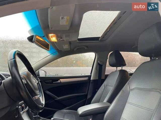 Сірий Фольксваген Пассат, об'ємом двигуна 2.5 л та пробігом 156 тис. км за 8999 $, фото 15 на Automoto.ua