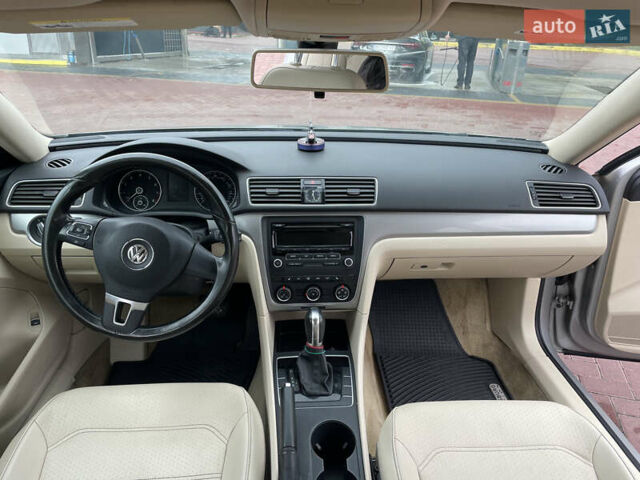Серый Фольксваген Пассат, объемом двигателя 1.8 л и пробегом 165 тыс. км за 7999 $, фото 21 на Automoto.ua