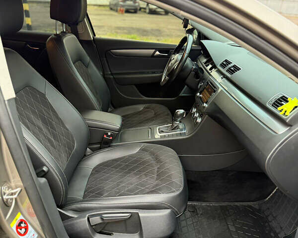 Серый Фольксваген Пассат, объемом двигателя 1.98 л и пробегом 215 тыс. км за 12900 $, фото 17 на Automoto.ua