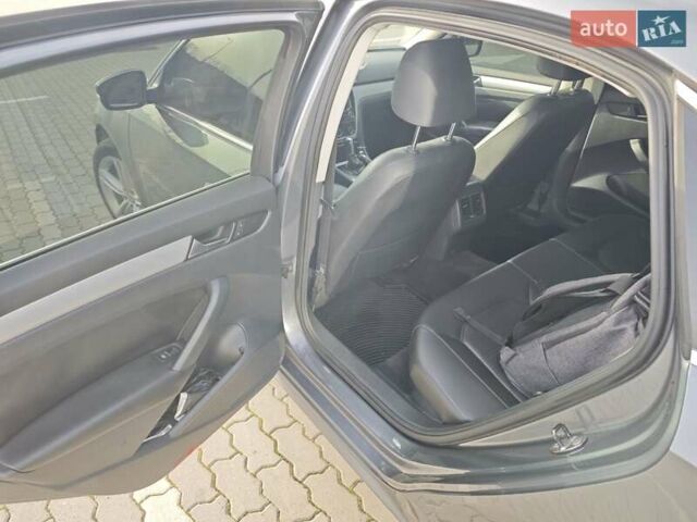 Серый Фольксваген Пассат, объемом двигателя 1.97 л и пробегом 206 тыс. км за 10700 $, фото 13 на Automoto.ua