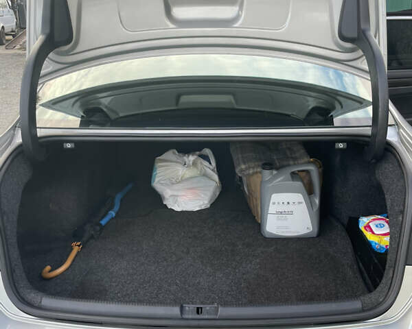 Фольксваген Пассат 2013 в Кривом Озере на Automoto.ua Серый Фольксваген Пассат, объемом двигателя 2 л и пробегом 192 тыс. км за 12500 $, фото 30 на Automoto.ua