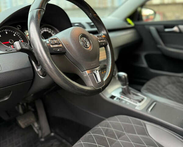 Серый Фольксваген Пассат, объемом двигателя 1.98 л и пробегом 215 тыс. км за 12900 $, фото 19 на Automoto.ua