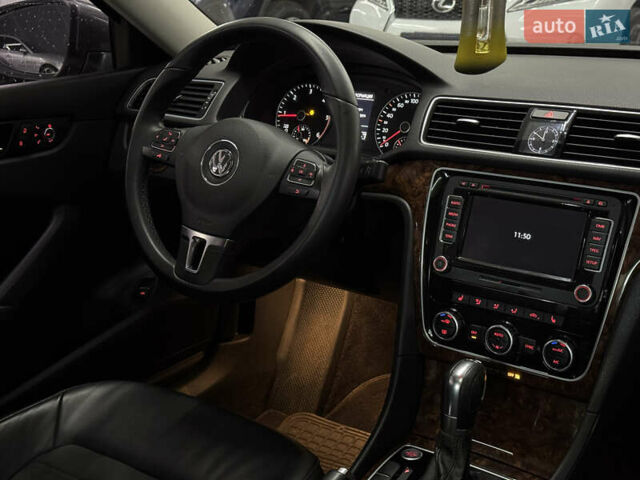 Серый Фольксваген Пассат, объемом двигателя 1.97 л и пробегом 161 тыс. км за 14999 $, фото 27 на Automoto.ua