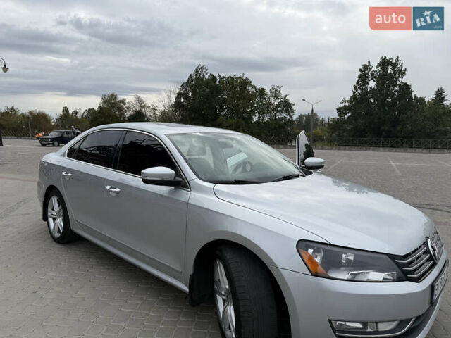 Серый Фольксваген Пассат, объемом двигателя 1.97 л и пробегом 176 тыс. км за 12300 $, фото 10 на Automoto.ua