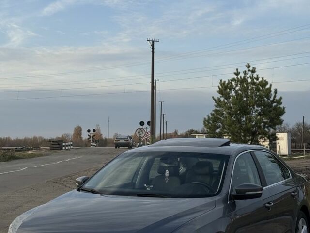 Серый Фольксваген Пассат, объемом двигателя 2 л и пробегом 258 тыс. км за 9900 $, фото 3 на Automoto.ua