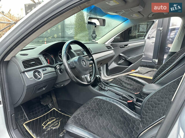 Серый Фольксваген Пассат, объемом двигателя 2.48 л и пробегом 187 тыс. км за 9800 $, фото 12 на Automoto.ua