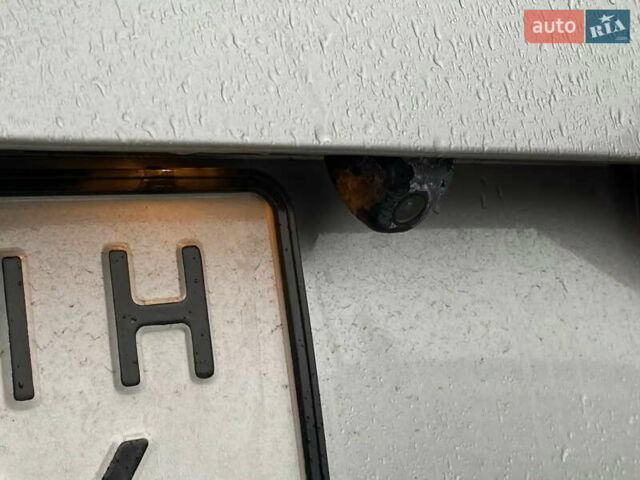 Сірий Фольксваген Пассат, об'ємом двигуна 2.5 л та пробігом 156 тис. км за 8999 $, фото 10 на Automoto.ua