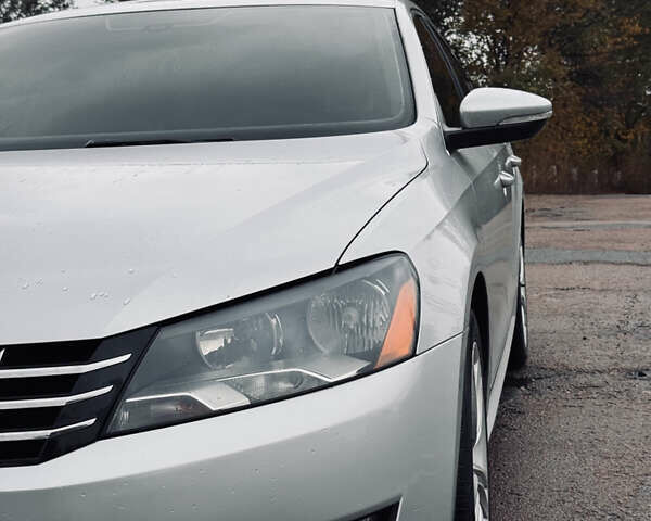 Фольксваген Пассат 2013 у Прилуках на Automoto.ua Сірий Фольксваген Пассат, об'ємом двигуна 2 л та пробігом 178 тис. км за 12500 $, фото 4 на Automoto.ua