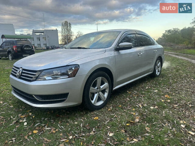 Серый Фольксваген Пассат, объемом двигателя 2.48 л и пробегом 207 тыс. км за 10700 $, фото 1 на Automoto.ua
