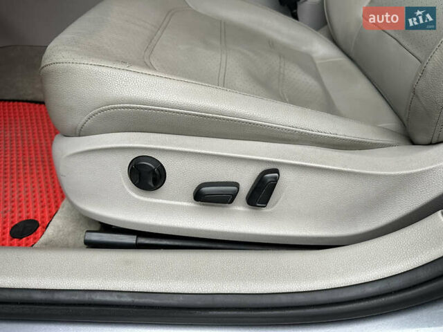 Сірий Фольксваген Пассат, об'ємом двигуна 2.5 л та пробігом 221 тис. км за 9800 $, фото 12 на Automoto.ua