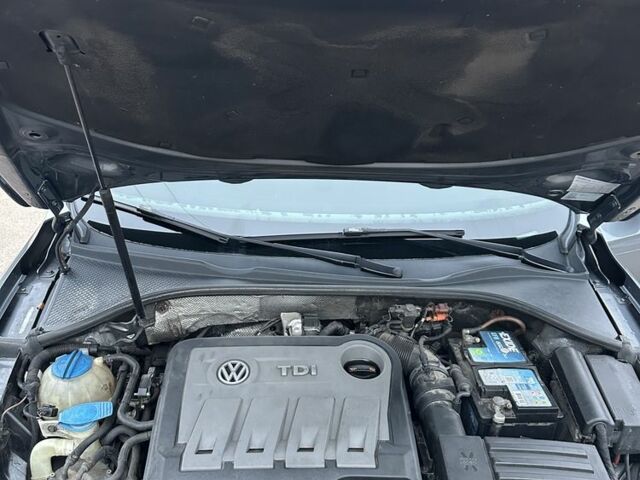 Серый Фольксваген Пассат, объемом двигателя 2 л и пробегом 318 тыс. км за 12500 $, фото 8 на Automoto.ua