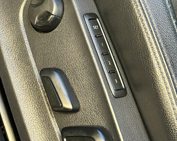 Серый Фольксваген Пассат, объемом двигателя 2 л и пробегом 259 тыс. км за 11500 $, фото 26 на Automoto.ua