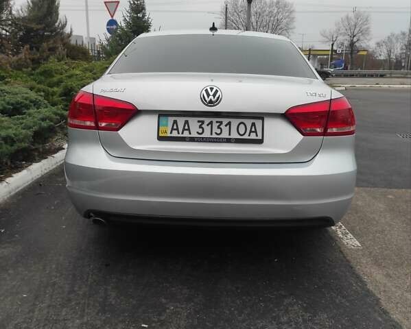Серый Фольксваген Пассат, объемом двигателя 1.8 л и пробегом 208 тыс. км за 10700 $, фото 12 на Automoto.ua