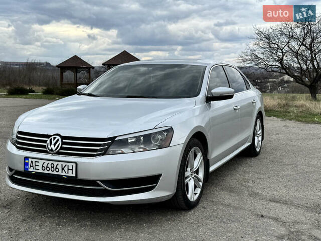 Серый Фольксваген Пассат, объемом двигателя 1.8 л и пробегом 160 тыс. км за 10100 $, фото 6 на Automoto.ua