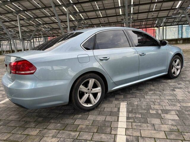 Фольксваген Пассат 2013 в Львове на Automoto.ua Серый Фольксваген Пассат, объемом двигателя 2.5 л и пробегом 255 тыс. км за 10100 $, фото 20 на Automoto.ua