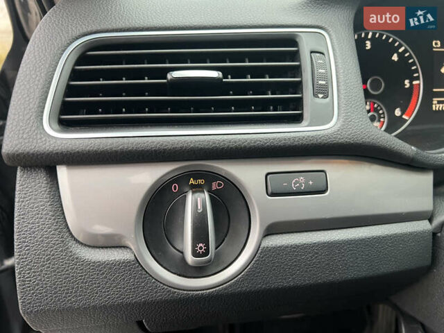 Сірий Фольксваген Пассат, об'ємом двигуна 1.97 л та пробігом 177 тис. км за 11800 $, фото 9 на Automoto.ua