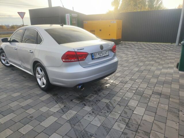 Серый Фольксваген Пассат, объемом двигателя 1.8 л и пробегом 250 тыс. км за 9500 $, фото 4 на Automoto.ua